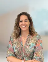 Dra. Letícia David